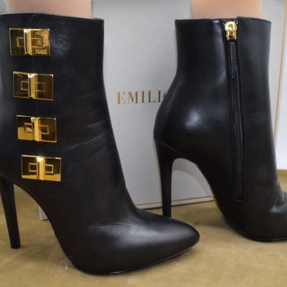 EUC Emilio Pucci 36 6M Black Leather Bootie Ankle Boots Heels Gold Turnlock Logo - Picture 3 of 16